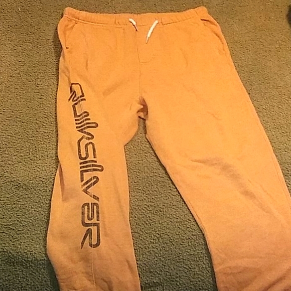 quicksilver sweatpants